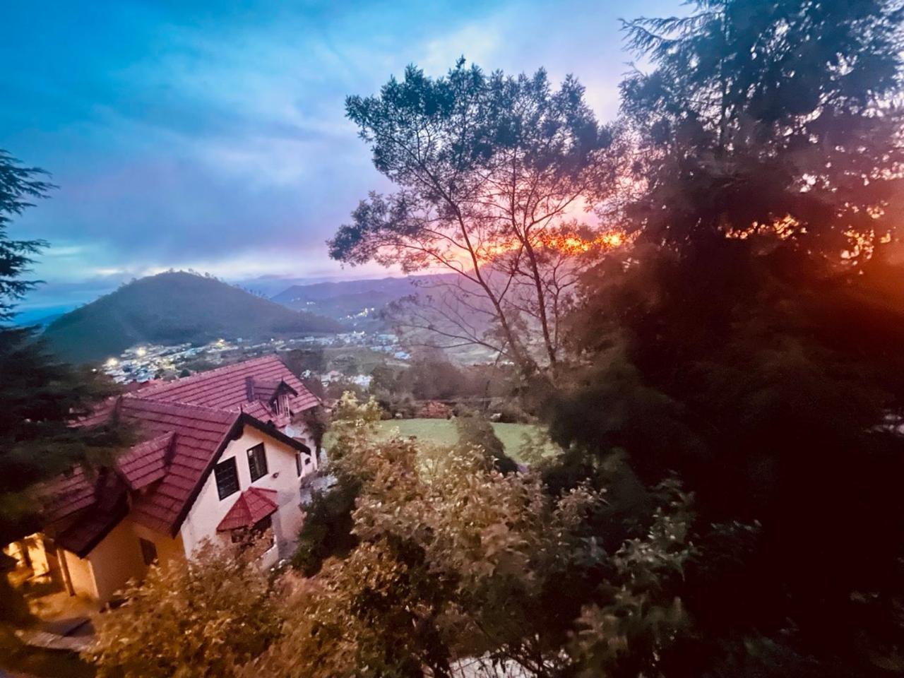 Stumpfields Bed & Breakfast Ооти Екстериор снимка