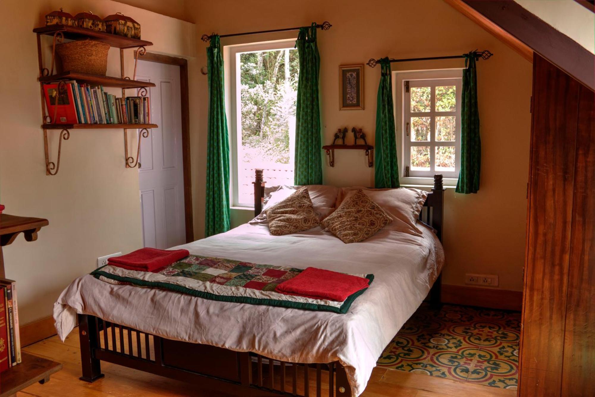 Stumpfields Bed & Breakfast Ооти Екстериор снимка