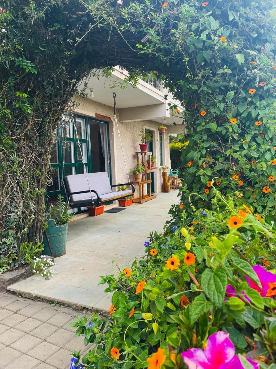 Stumpfields Bed & Breakfast Ооти Екстериор снимка