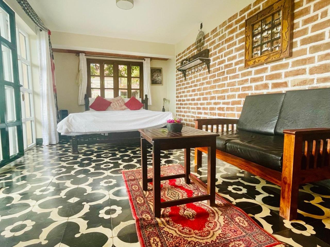 Stumpfields Bed & Breakfast Ооти Екстериор снимка