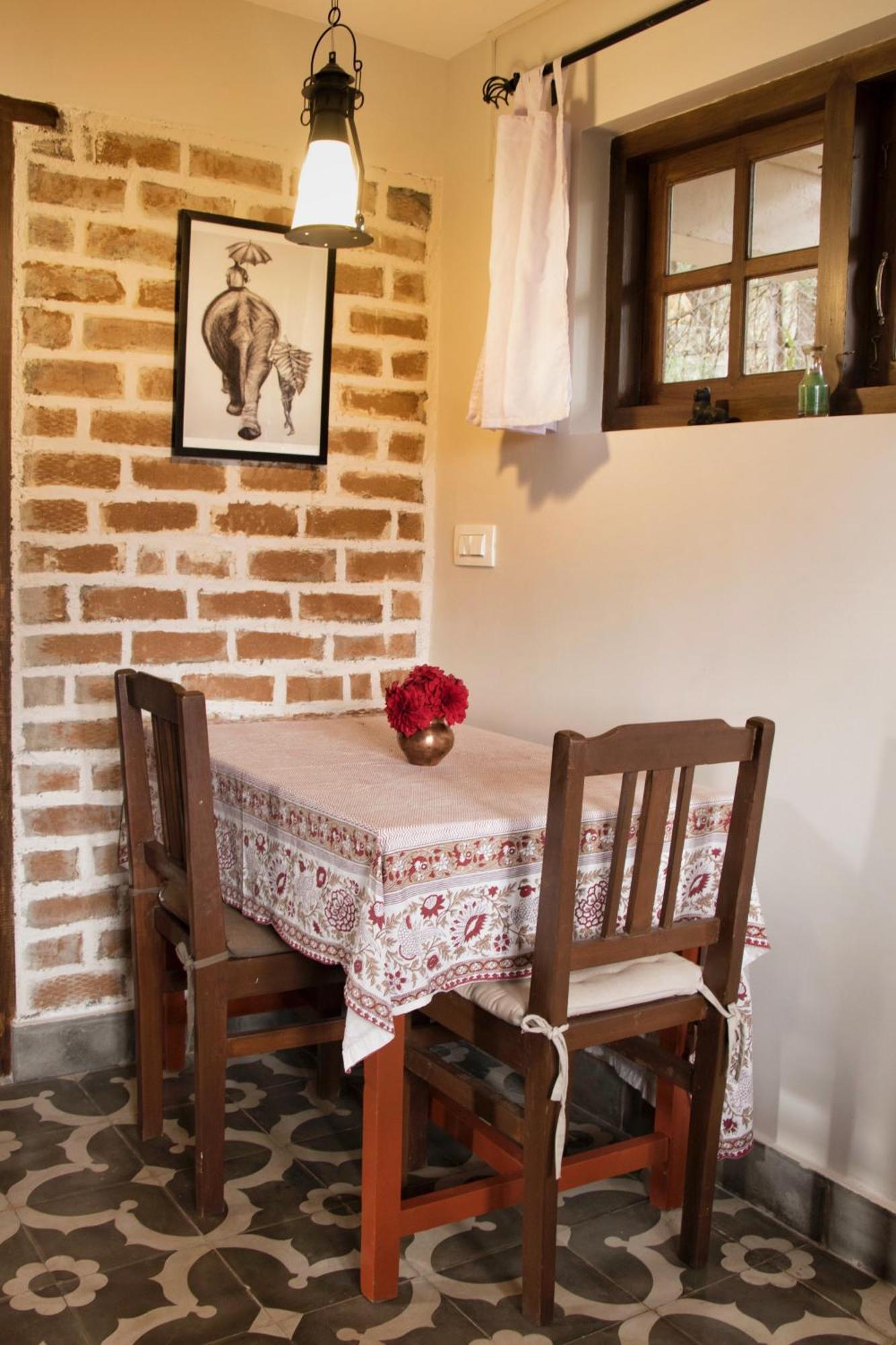 Stumpfields Bed & Breakfast Ооти Екстериор снимка